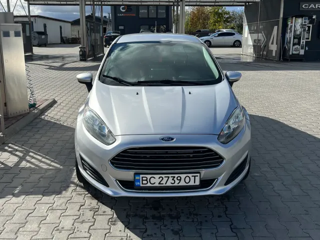 Ford Fiesta - фото 5