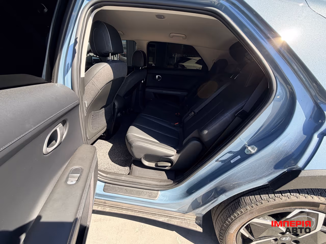 Hyundai IONIQ 5 - фото 9