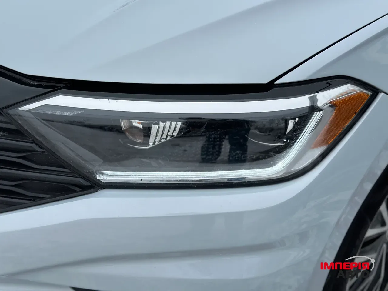 Volkswagen Jetta - фото 4