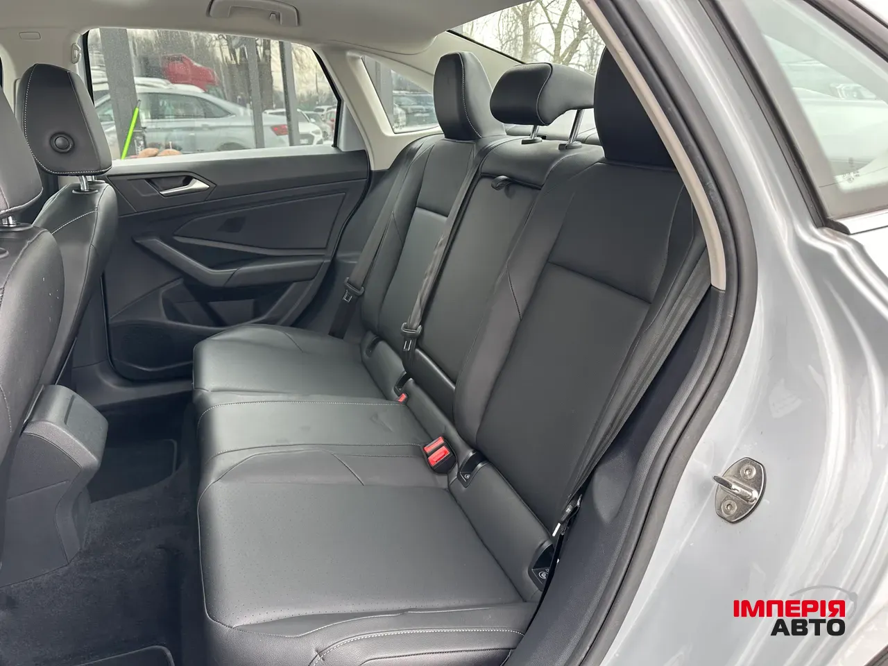 Volkswagen Jetta - фото 32