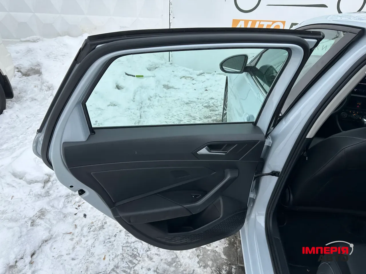 Volkswagen Jetta - фото 31