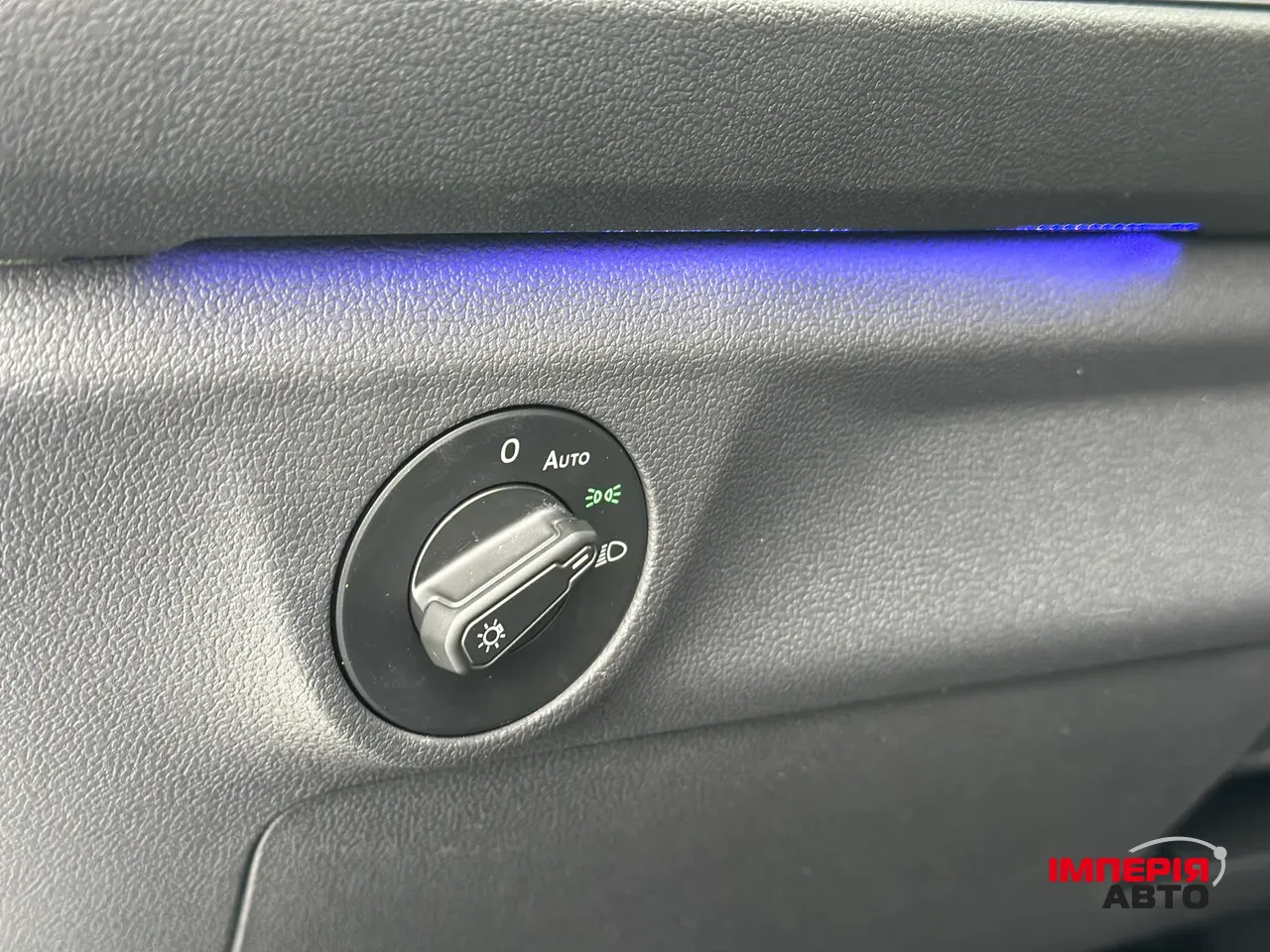 Volkswagen Jetta - фото 19