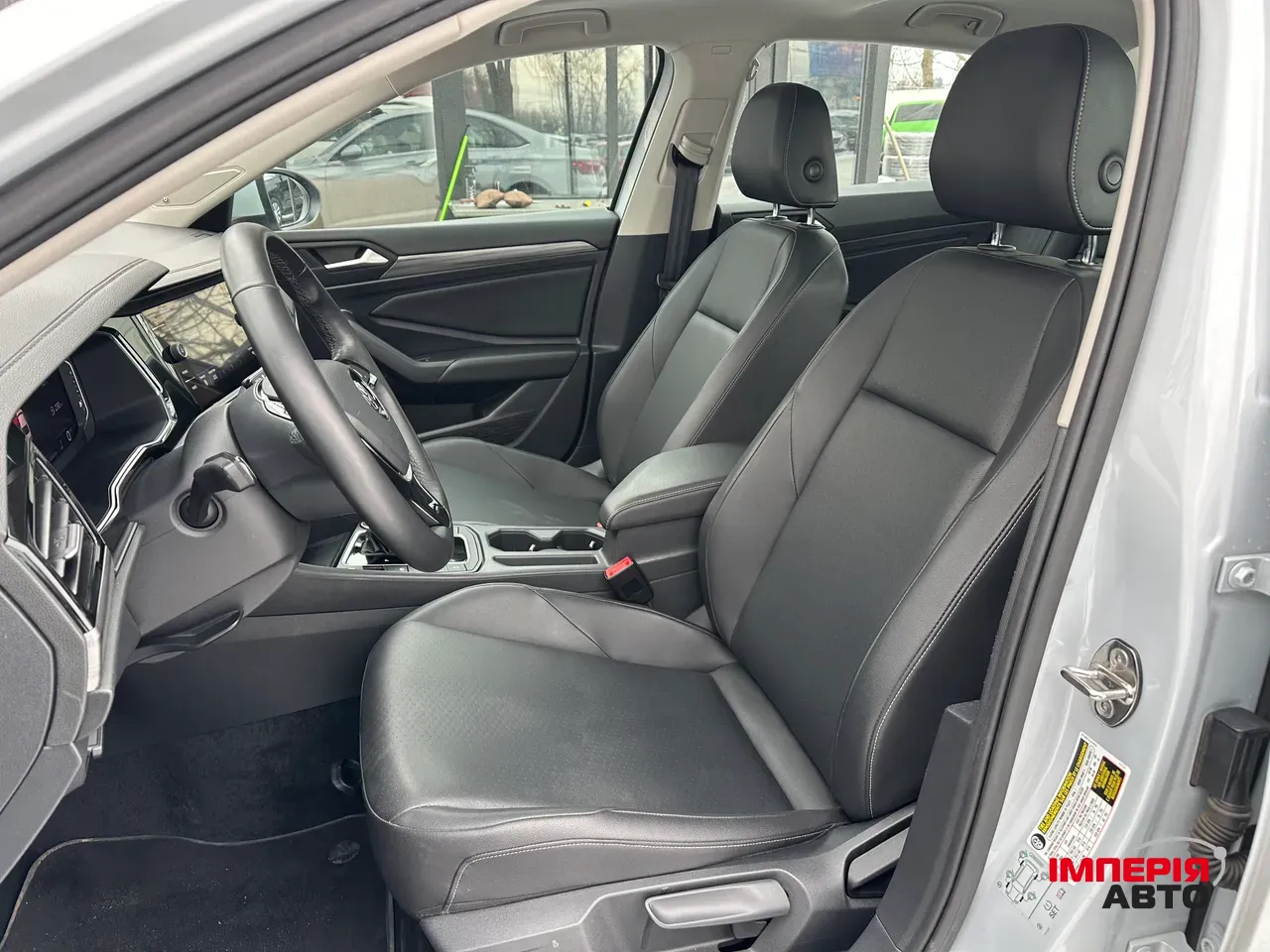 Volkswagen Jetta - фото 18