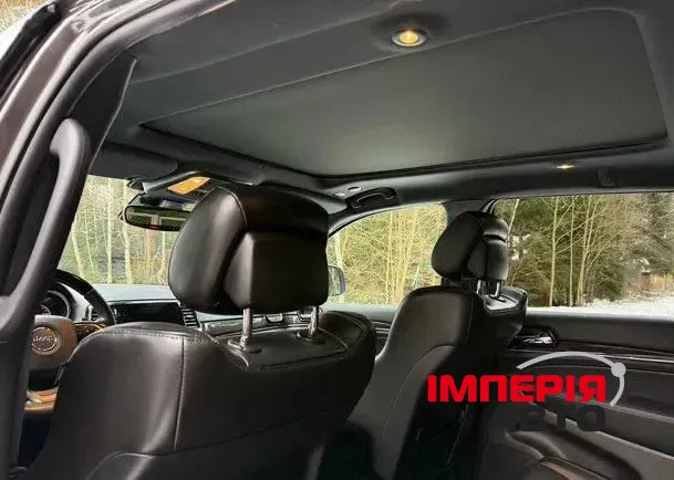 Jeep Grand Cherokee - фото 8