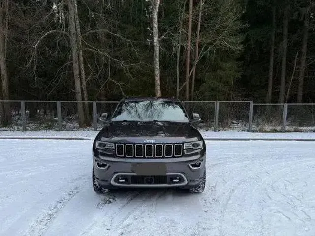 Jeep Grand Cherokee - фото 2
