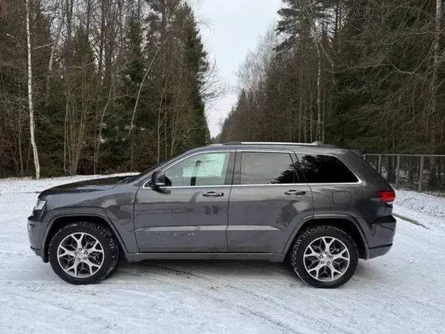 Jeep Grand Cherokee - фото 4
