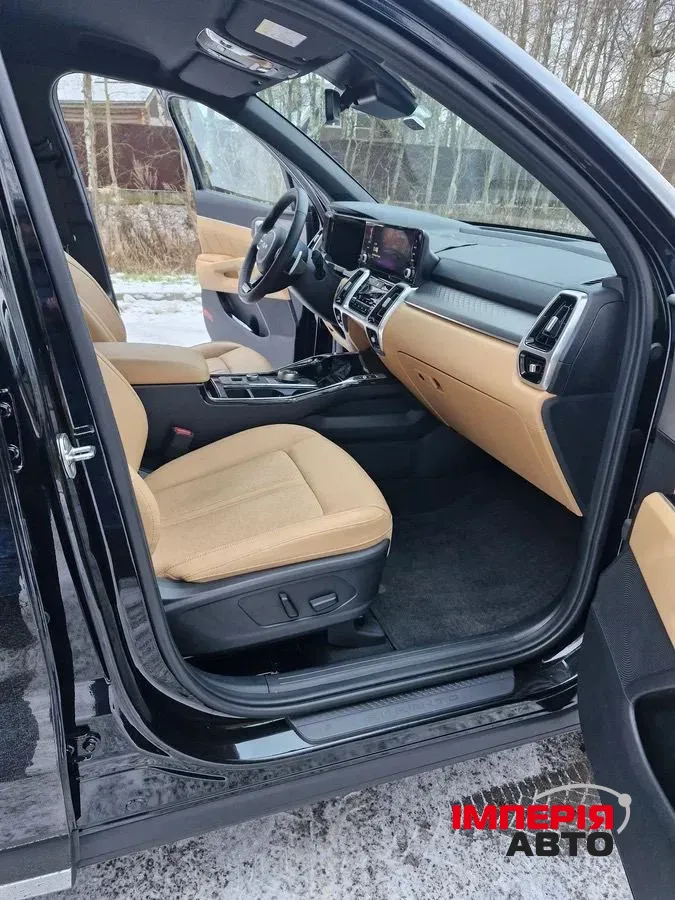 Kia Sorento - фото 10