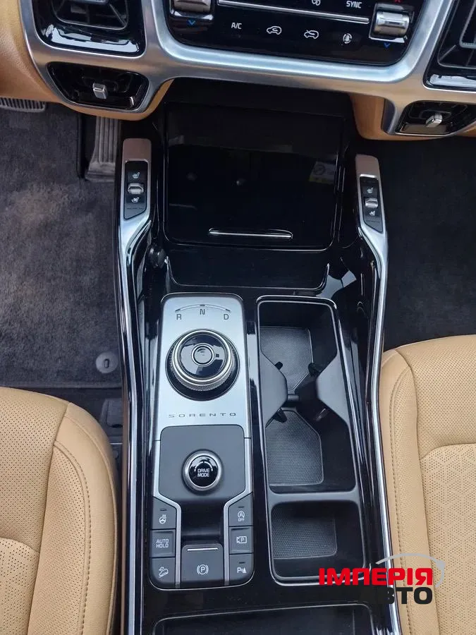 Kia Sorento - фото 18
