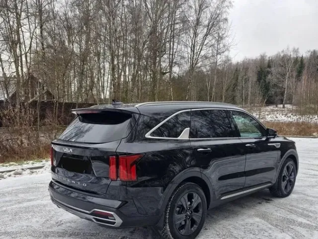 Kia Sorento - фото 4