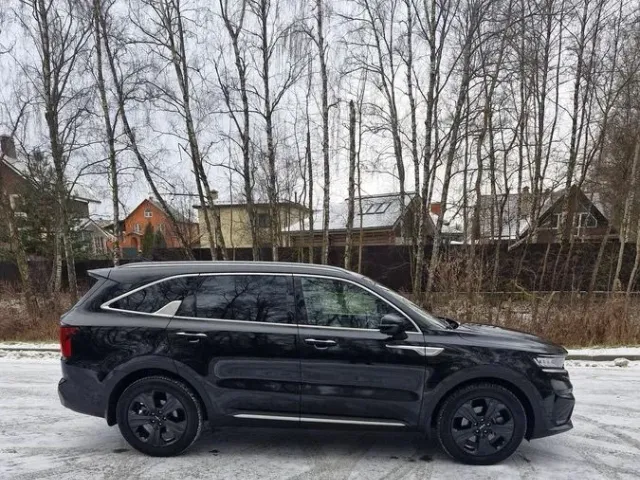 Kia Sorento - фото 3