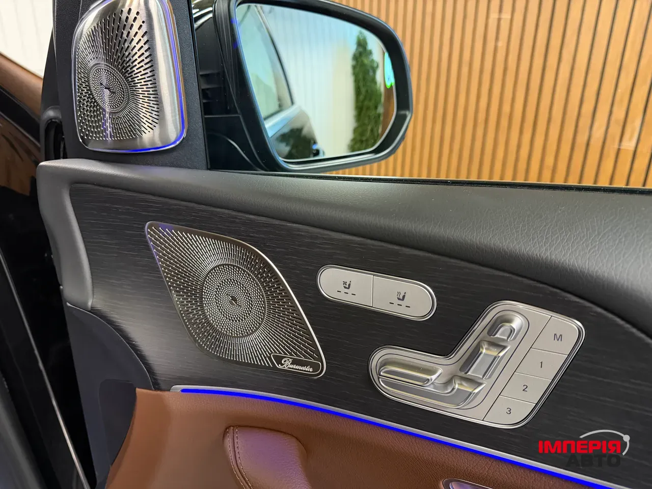 Mercedes-Benz GLS - фото 37