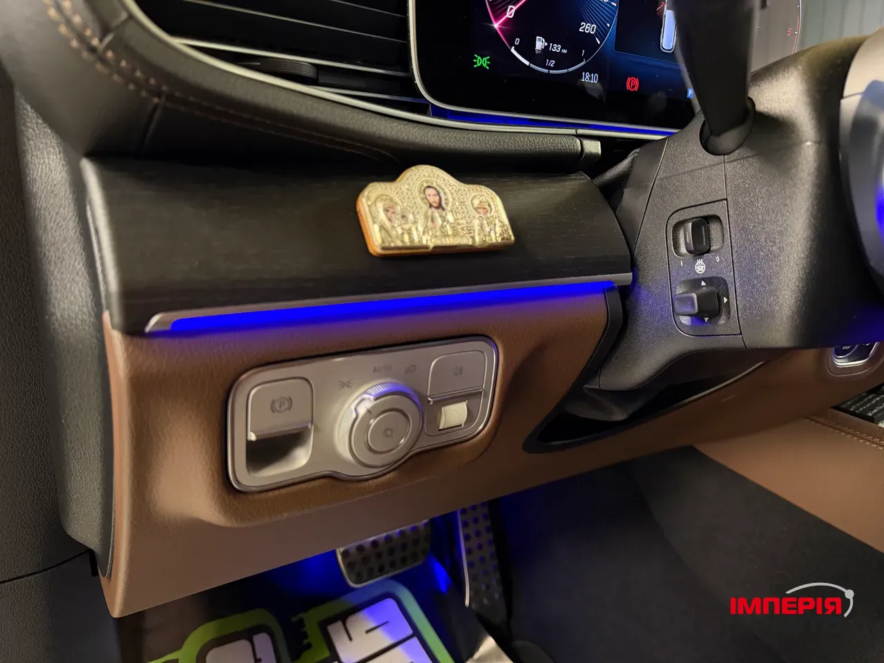 Mercedes-Benz GLS - фото 39