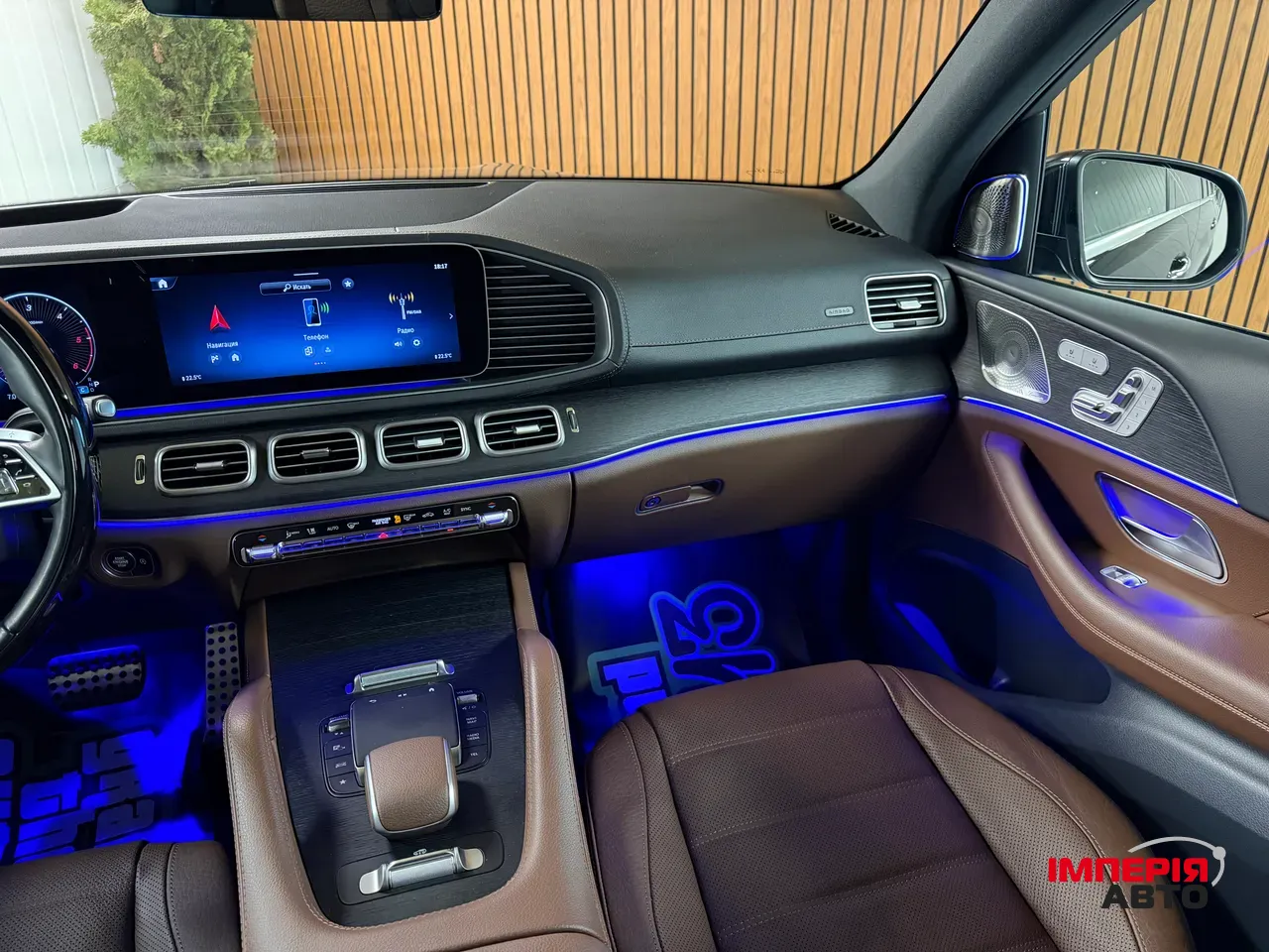 Mercedes-Benz GLS - фото 23