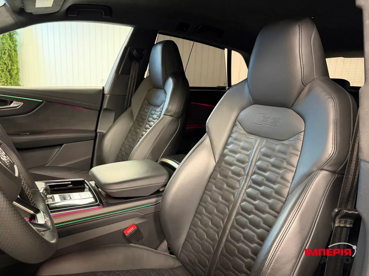 Audi RS Q8 - фото 40