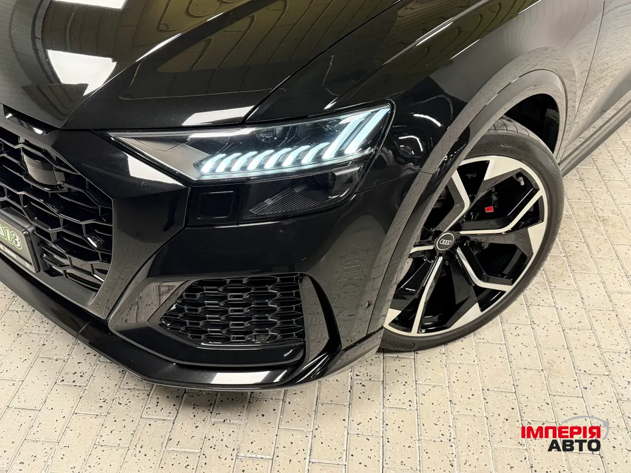 Audi RS Q8 - фото 8