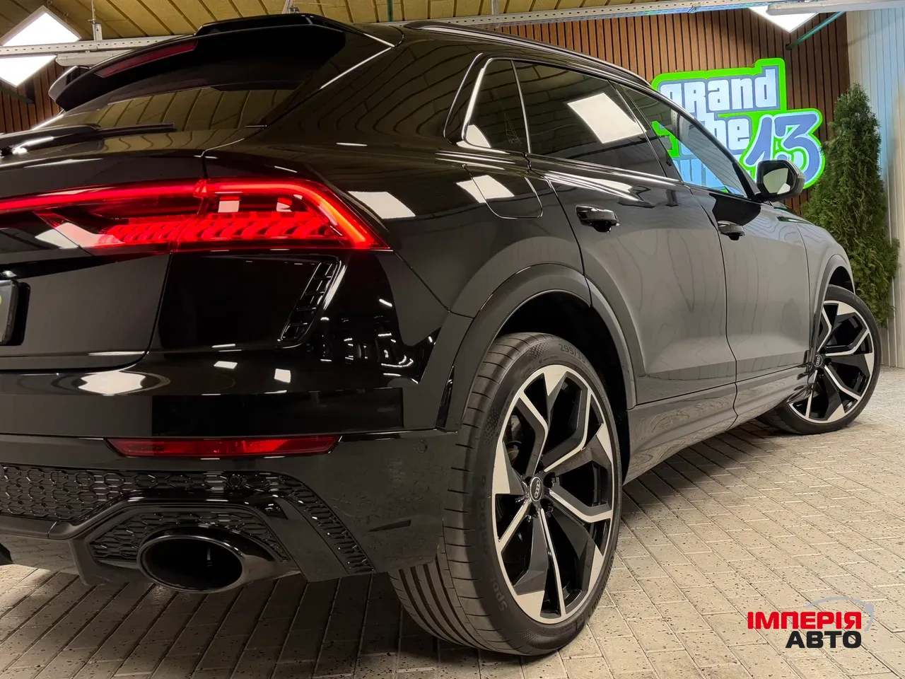 Audi RS Q8 - фото 58