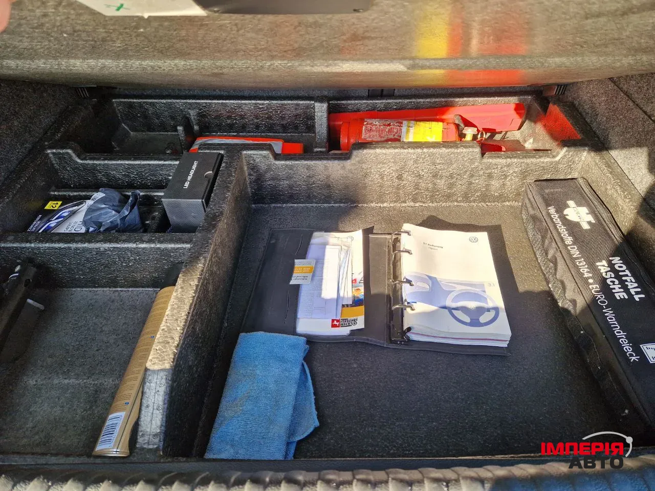 Volkswagen Tiguan - фото 25