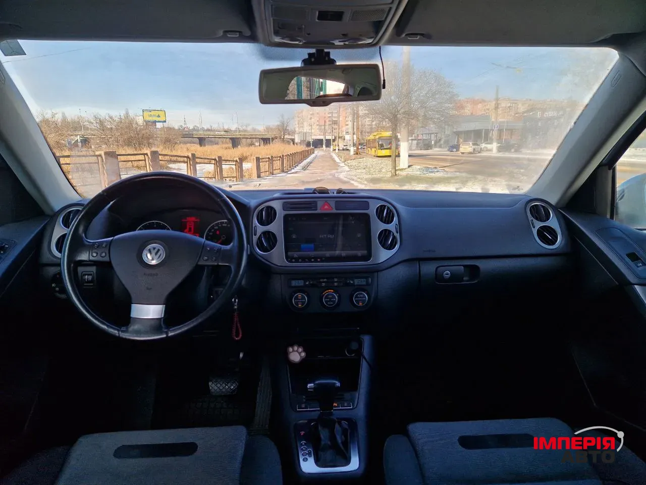 Volkswagen Tiguan - фото 14