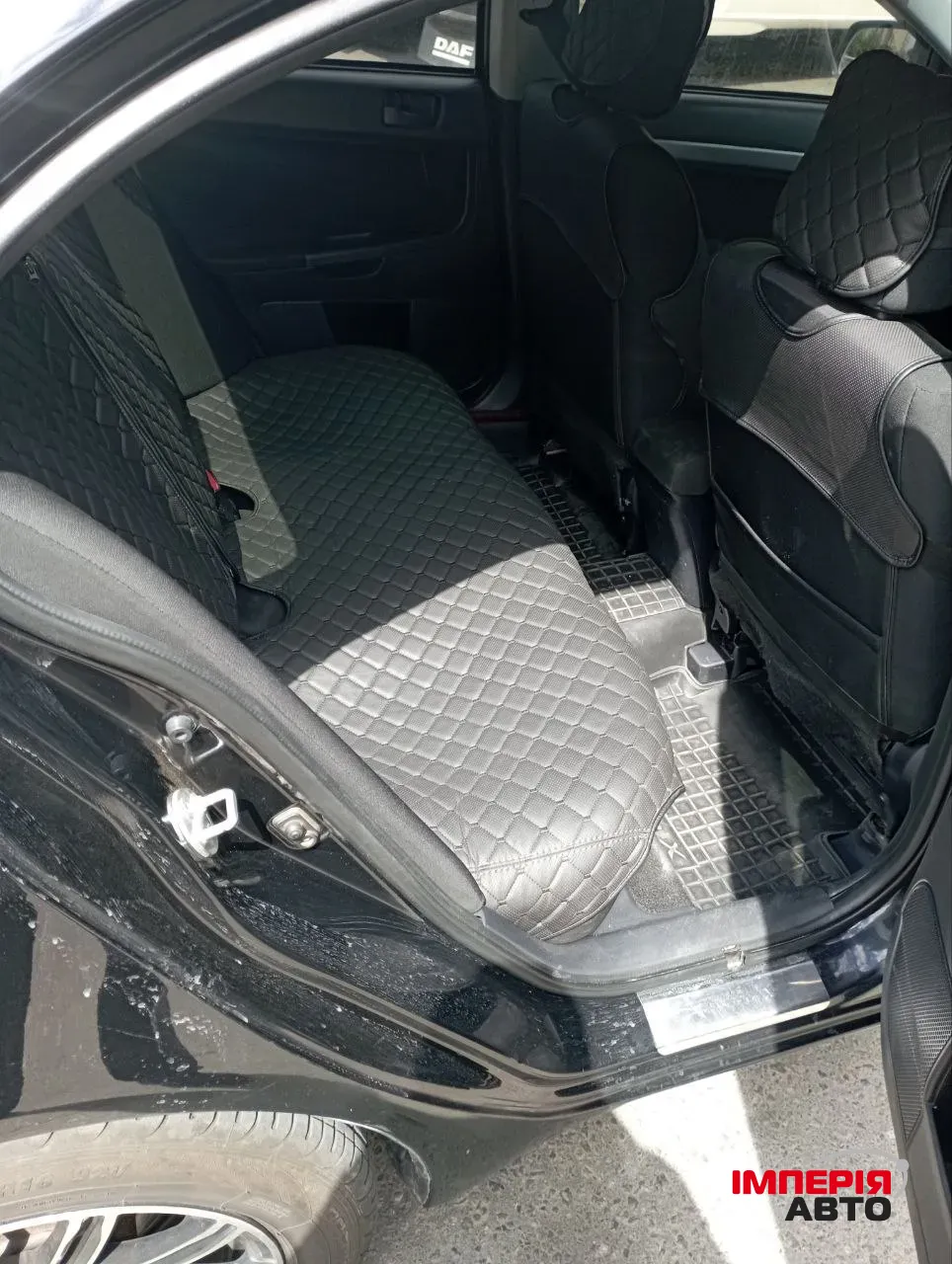 Mitsubishi Lancer - фото 4