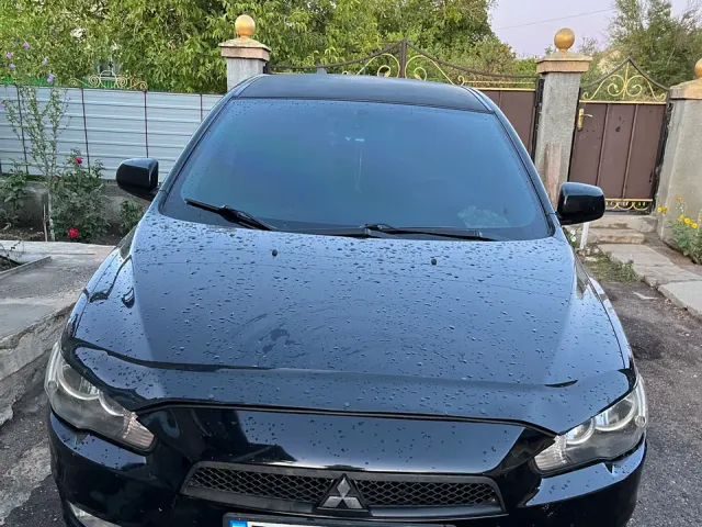 Mitsubishi Lancer - фото 2