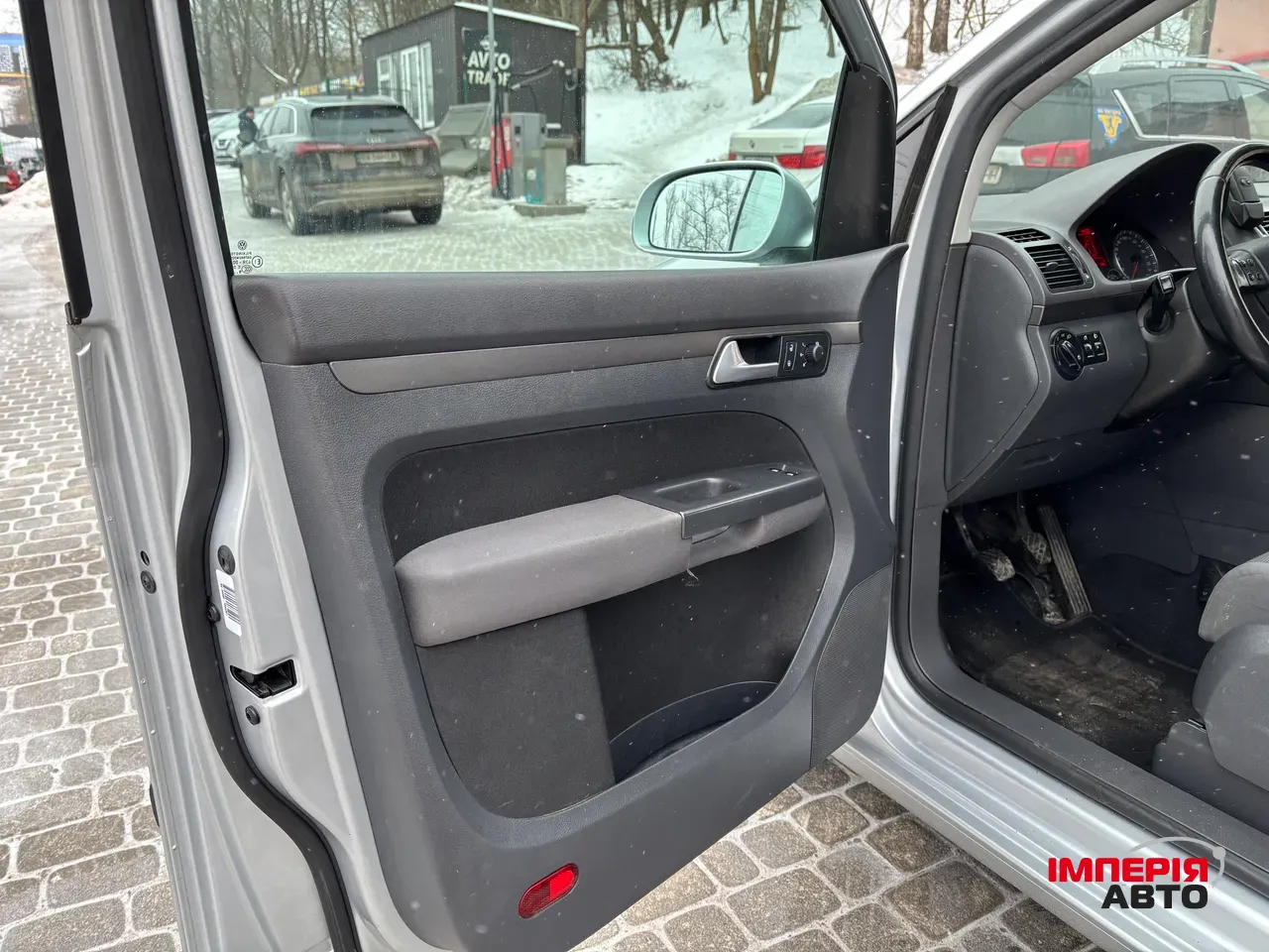 Volkswagen Touran - фото 17