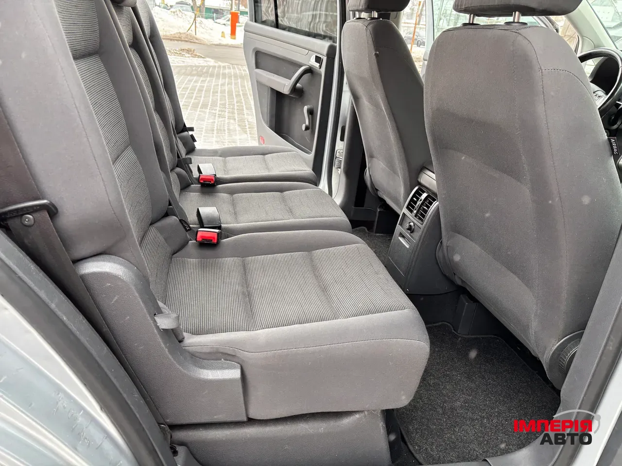 Volkswagen Touran - фото 27