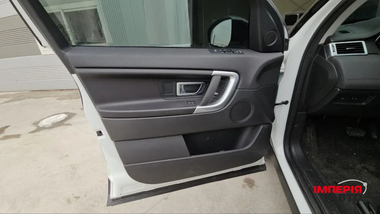 Land Rover Discovery Sport - фото 10