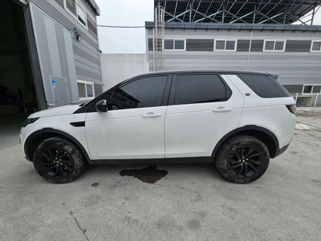 Land Rover Discovery Sport - фото 2