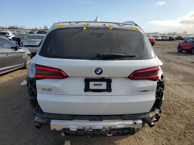 BMW X5 - фото 5