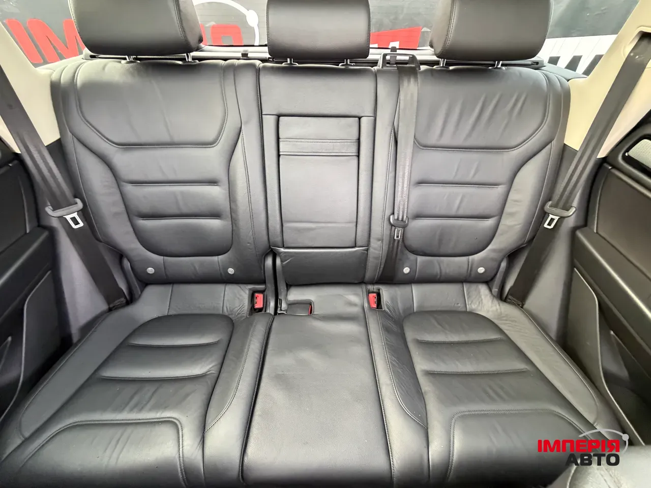 Volkswagen Touareg - фото 15