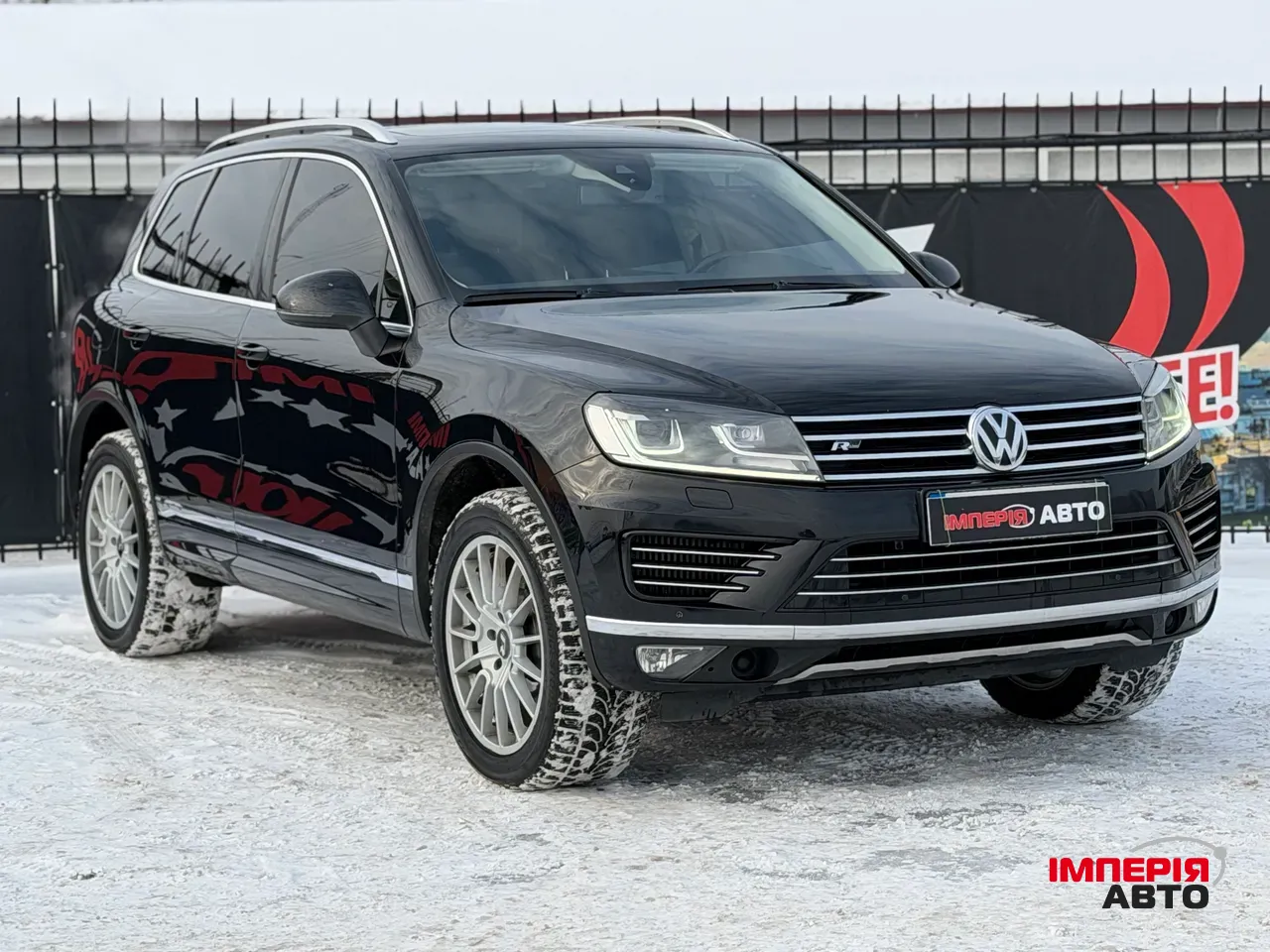 Volkswagen Touareg - фото 3
