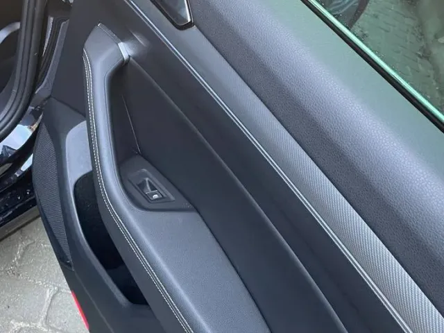 Volkswagen Passat - фото 4