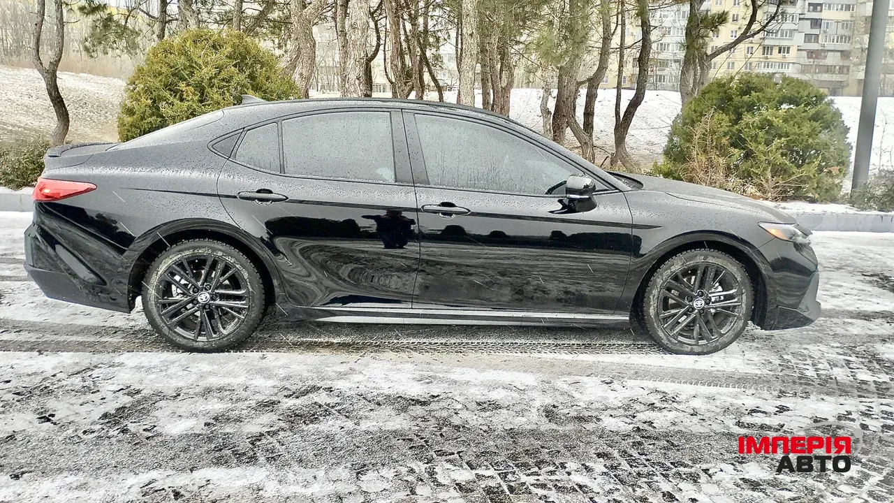 Toyota Camry - фото 6
