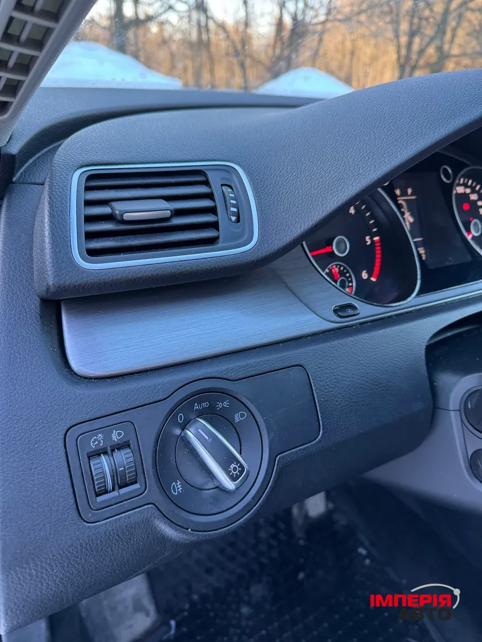 Volkswagen Passat - фото 8