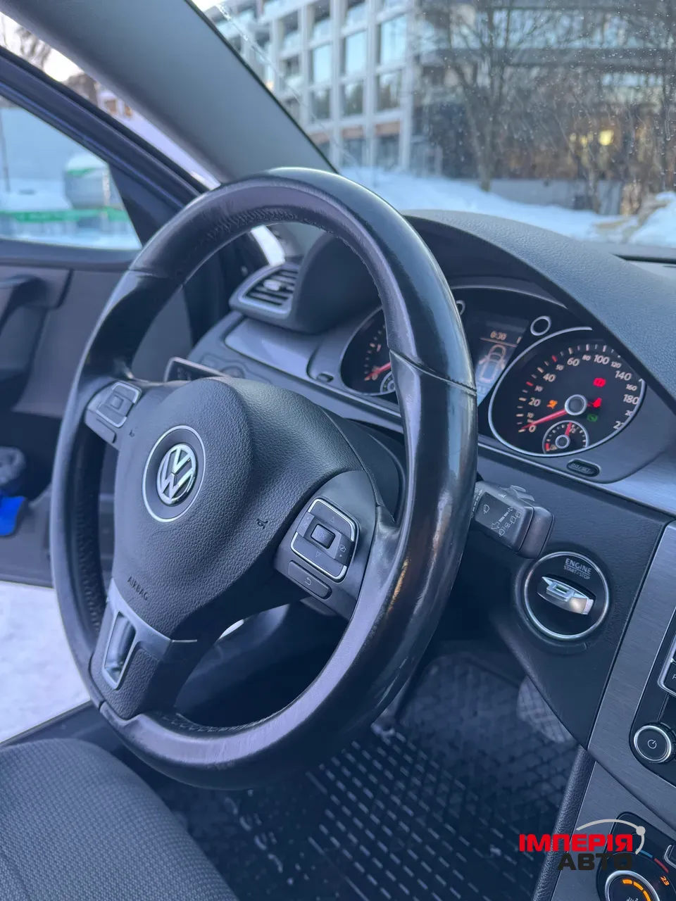 Volkswagen Passat - фото 10