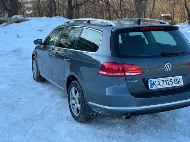 Volkswagen Passat - фото 3
