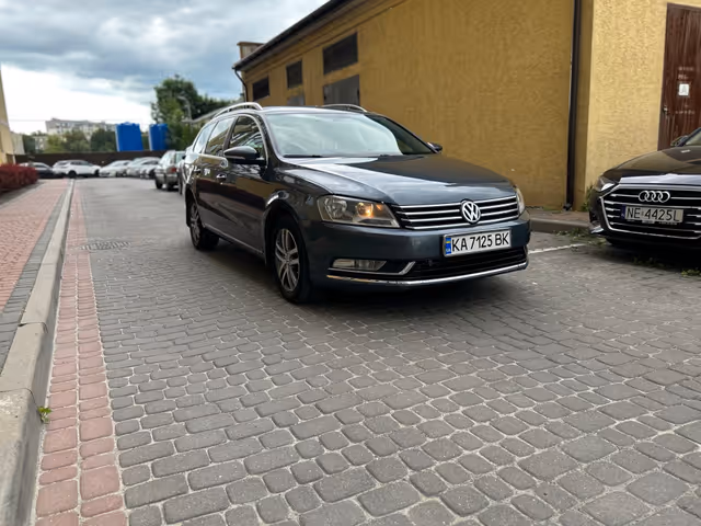 Volkswagen Passat 2011, Львів, $9 500 - зображення 2
