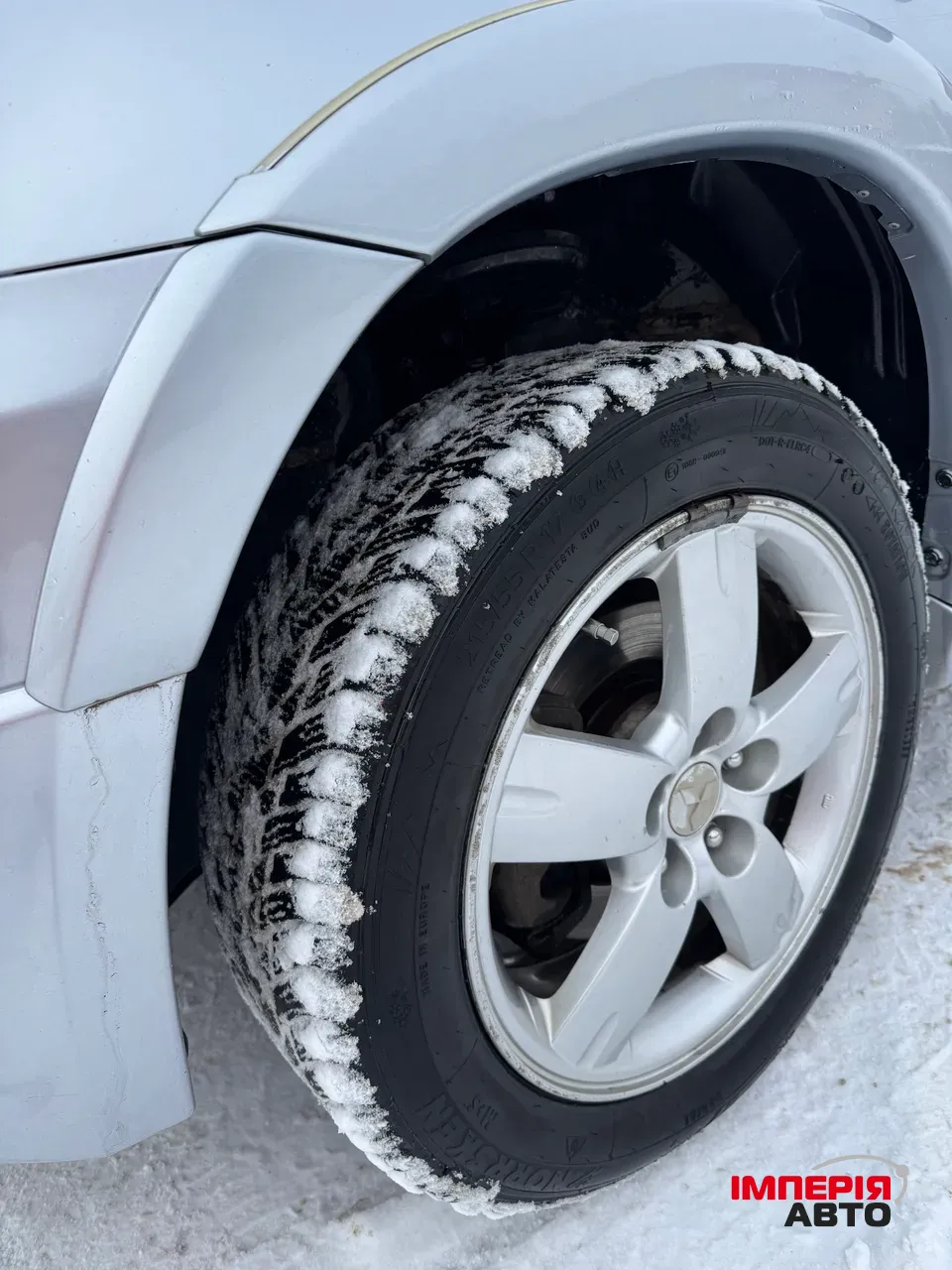 Mitsubishi Outlander - фото 3