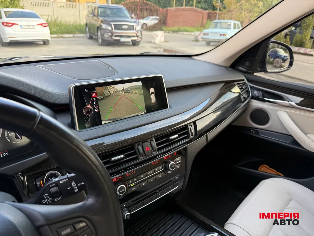 BMW X5 - фото 21