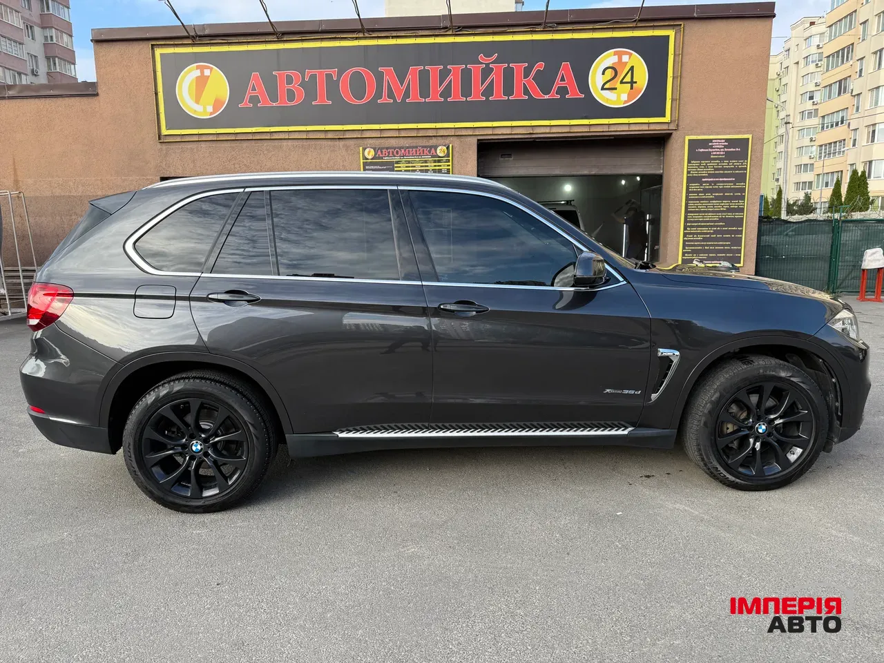 BMW X5 - фото 10