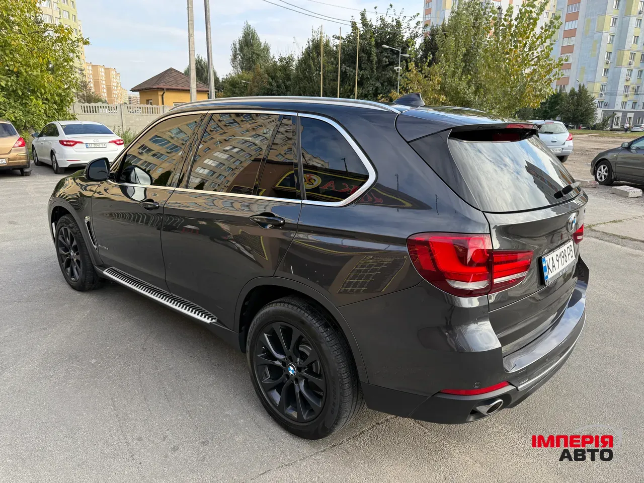 BMW X5 - фото 1