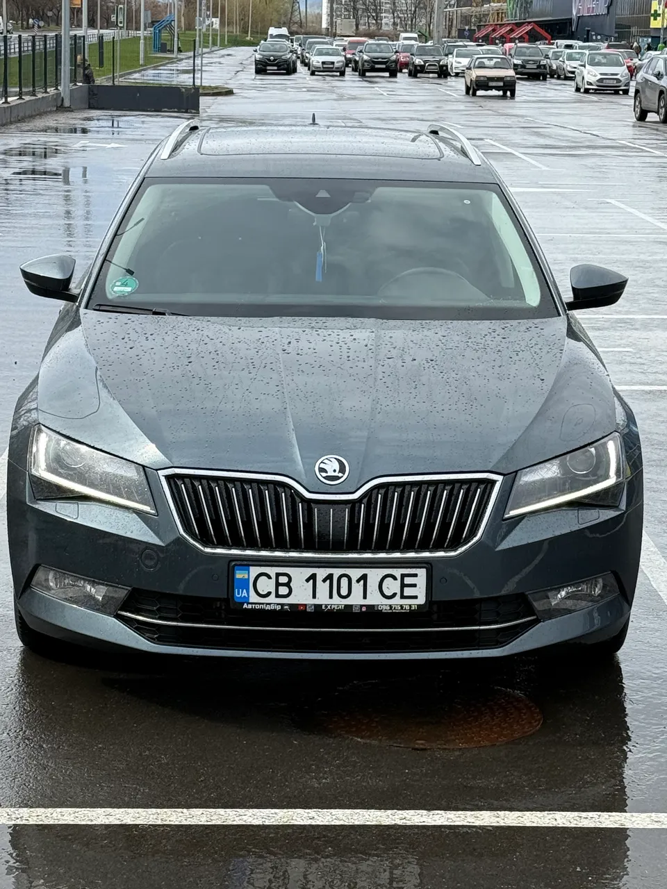 Skoda Superb - фото 1