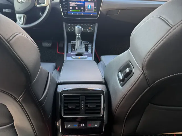 Skoda Superb - фото 4