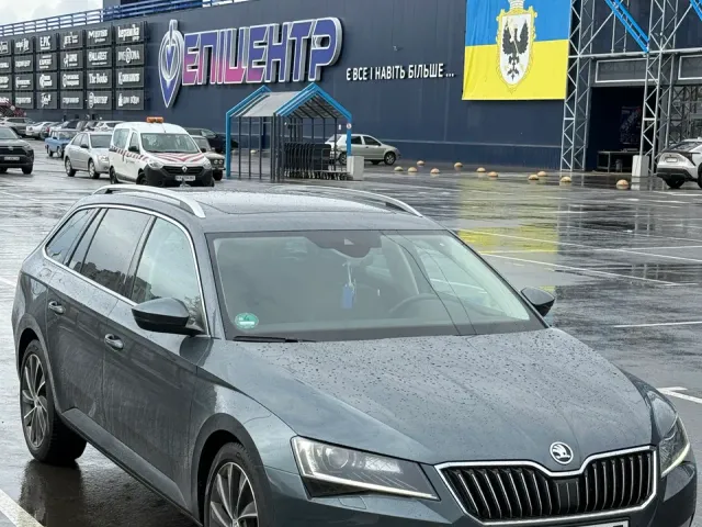 Skoda Superb - фото 4