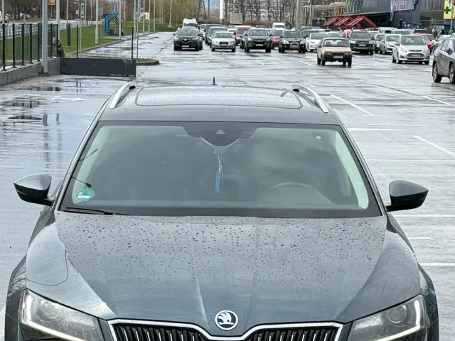 Skoda Superb - фото 1