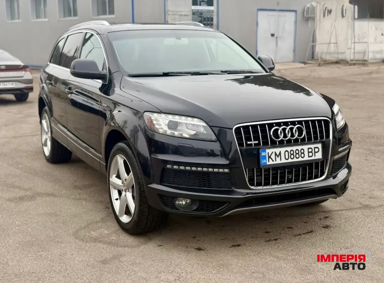 Audi Q7 - фото 2