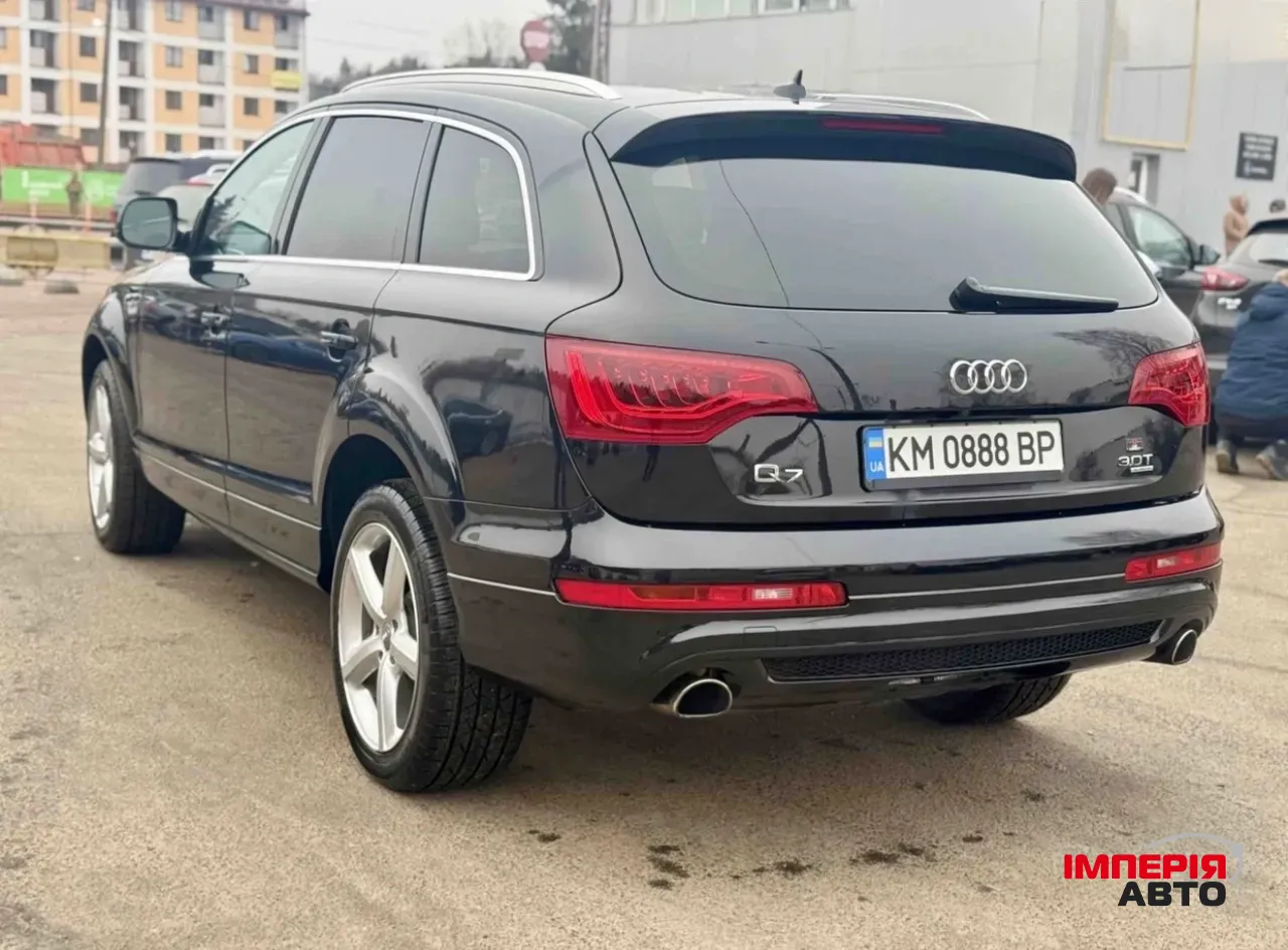 Audi Q7 - фото 4