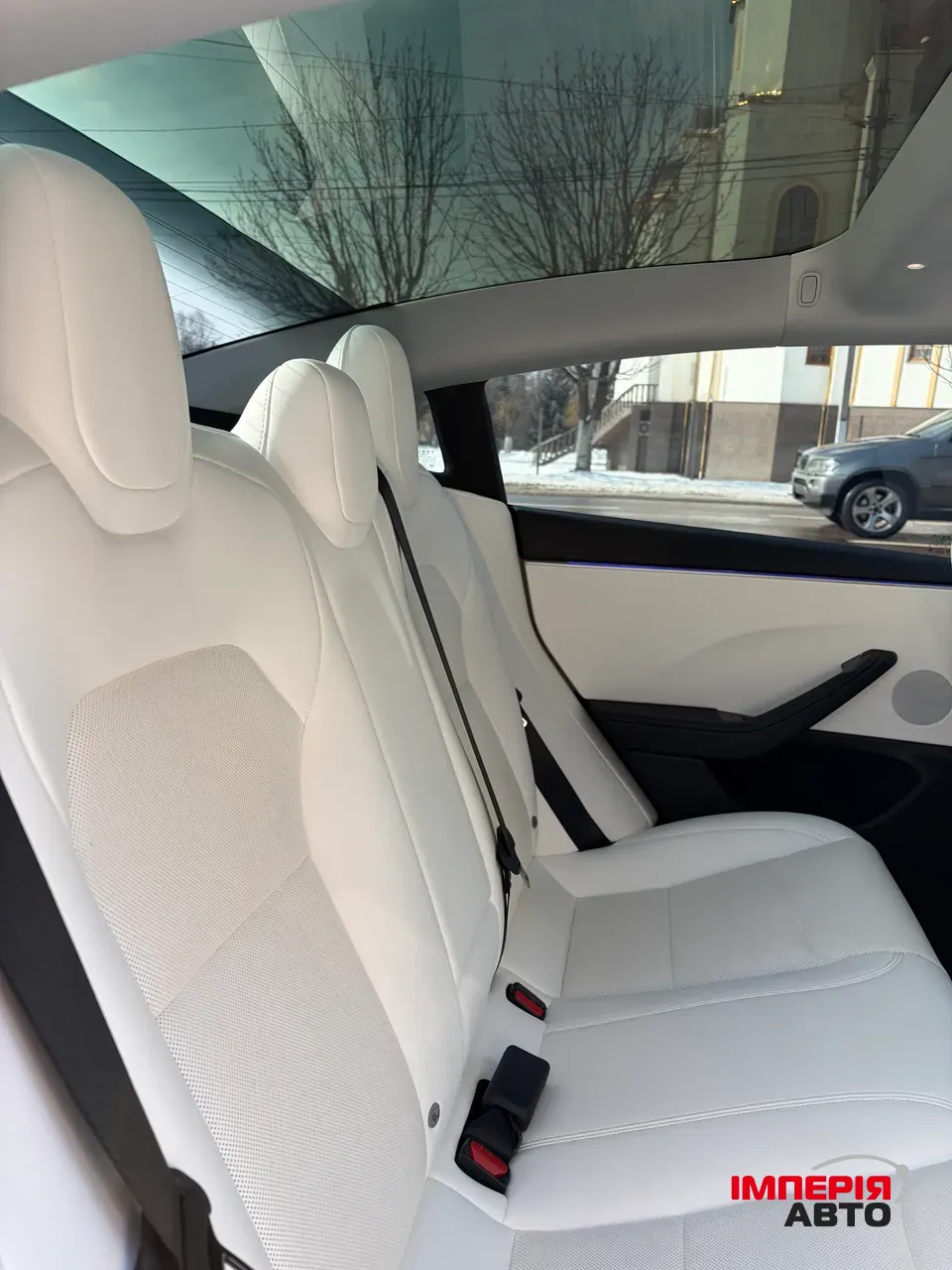 Tesla Model 3 - фото 4