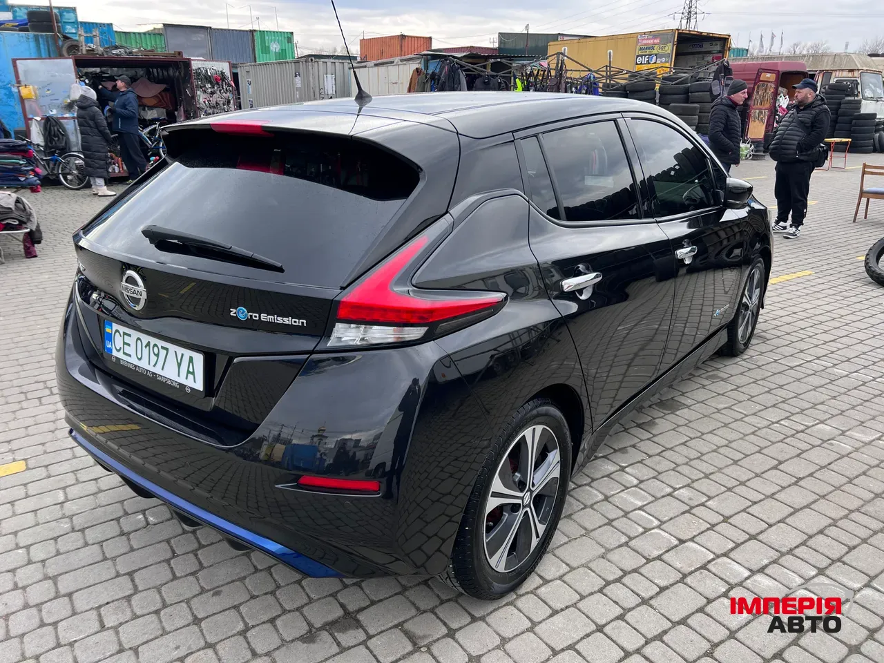 Nissan Leaf - фото 5