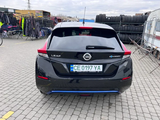 Nissan Leaf - фото 4